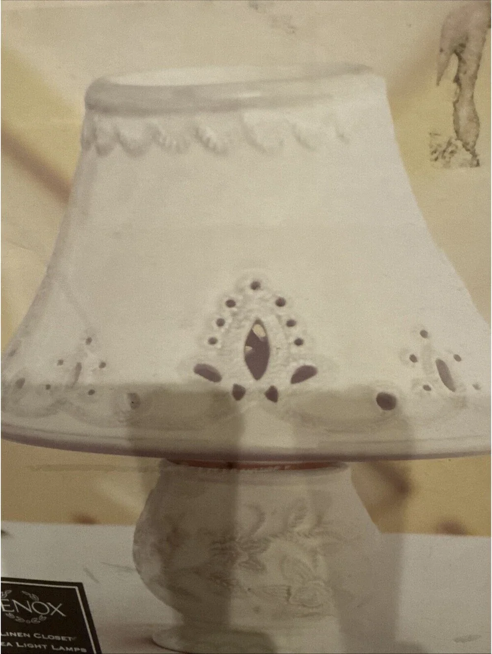 New Lenox Set Of 2 Linen Closet Tea Light Lamp Set Ivory NIB
